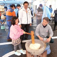 日進市折戸区餅つき大会